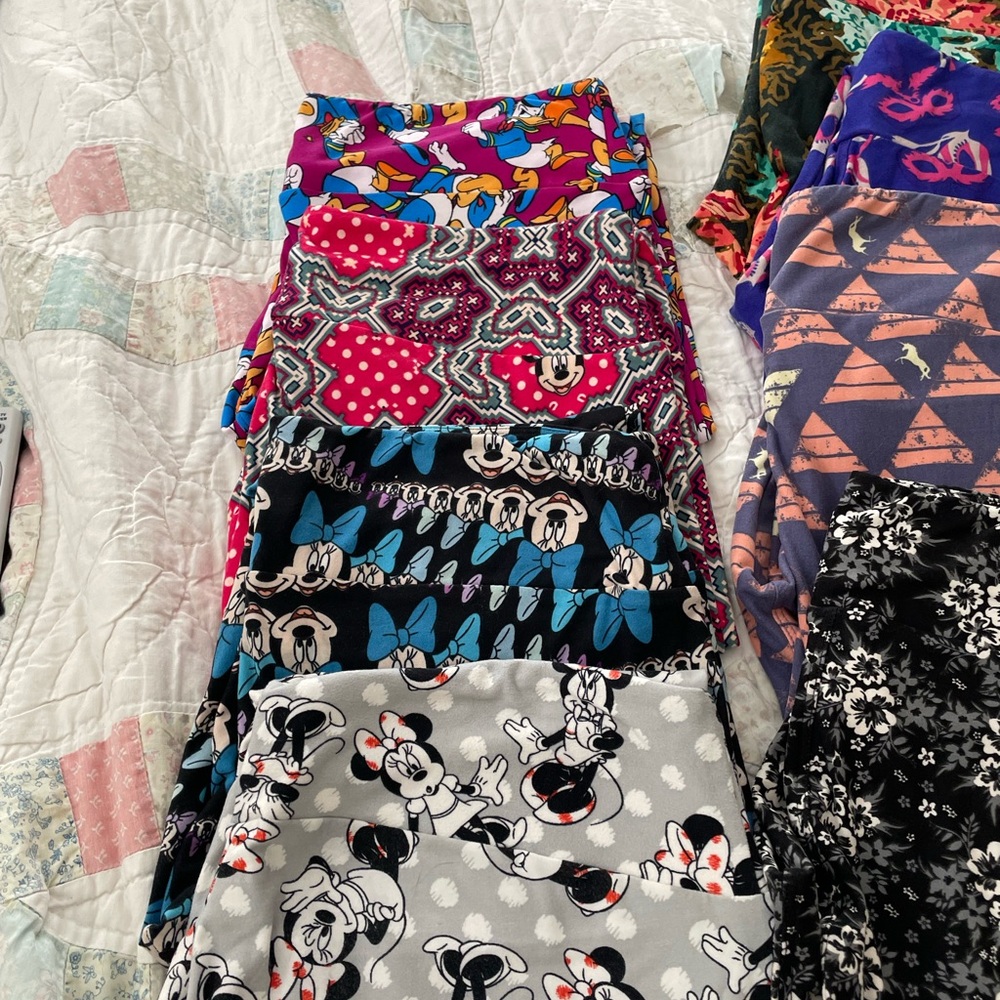 10 pair of Lu La Roe tall and curvy leggings, new rarely if ever worn